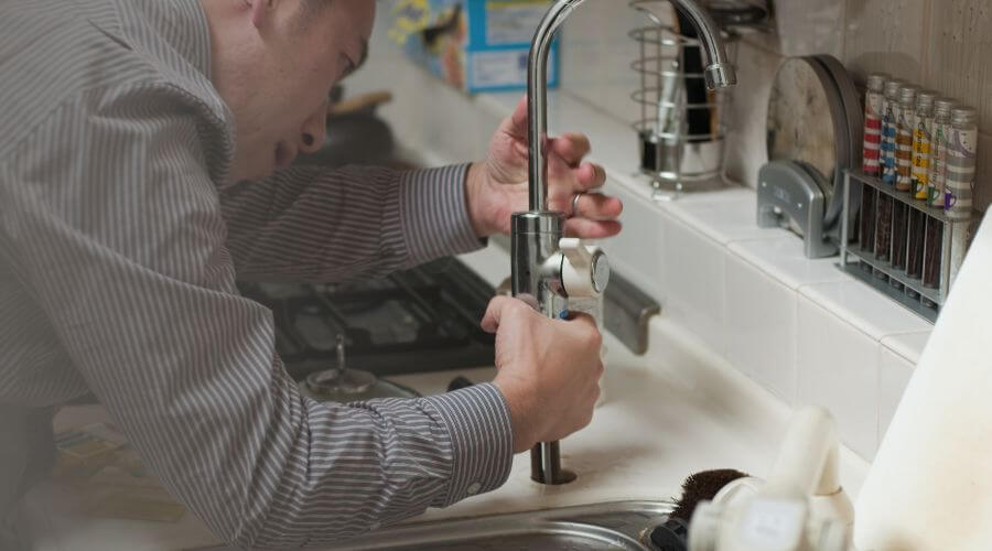 Expert burst pipe repair services in Le Roy, MN